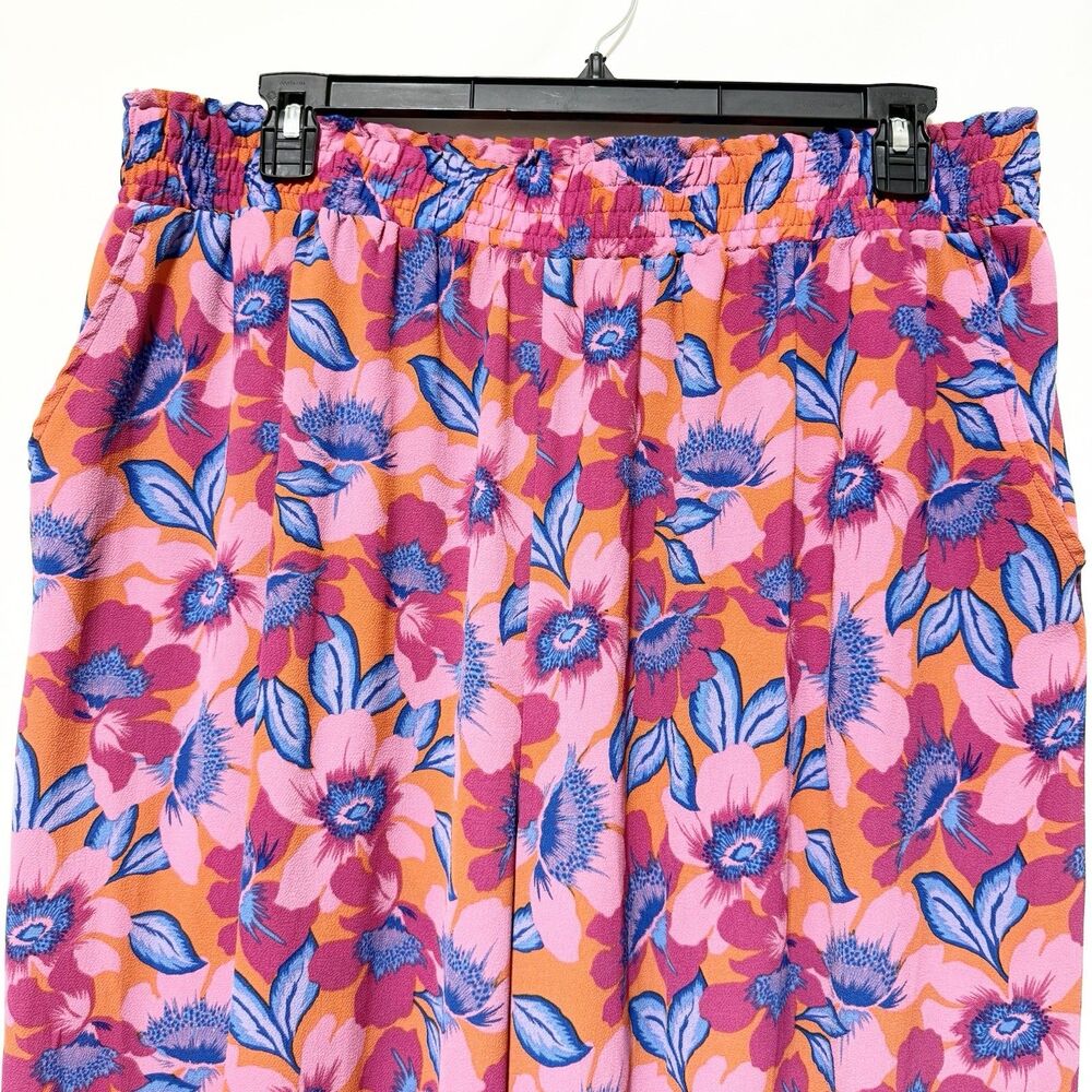 Rose + Olive Floral Wide Leg Cropped Pants Size 2X Pull On Pink Orange Blue - Picture 3 of 12